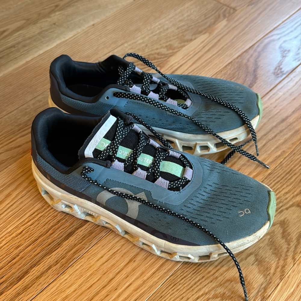 Women’s On Cloudmonster